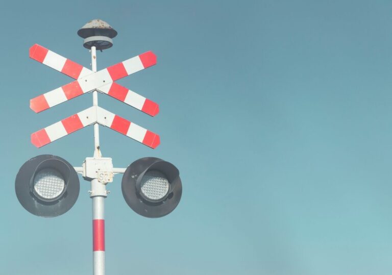How-Effective-Communication-Helps-Improve-Rail-Safety